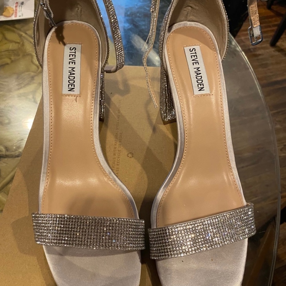 New Steve Madden shoes size 11